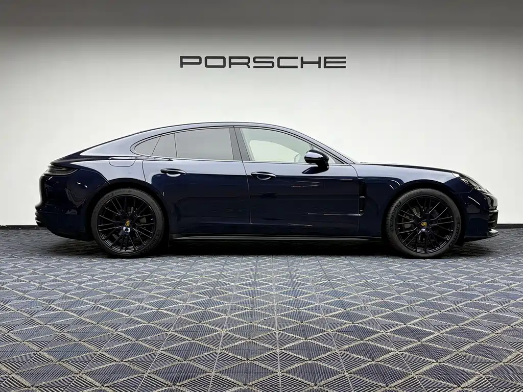Porsche Panamera — миниатюра 6