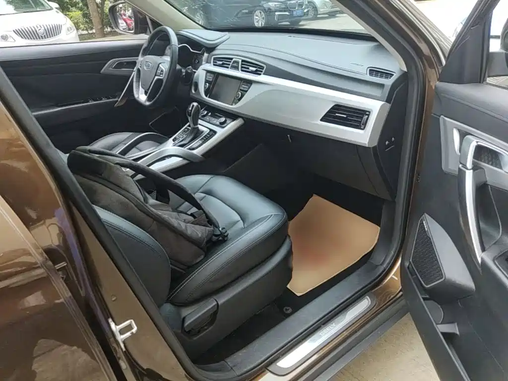 Geely Boyue — миниатюра 25
