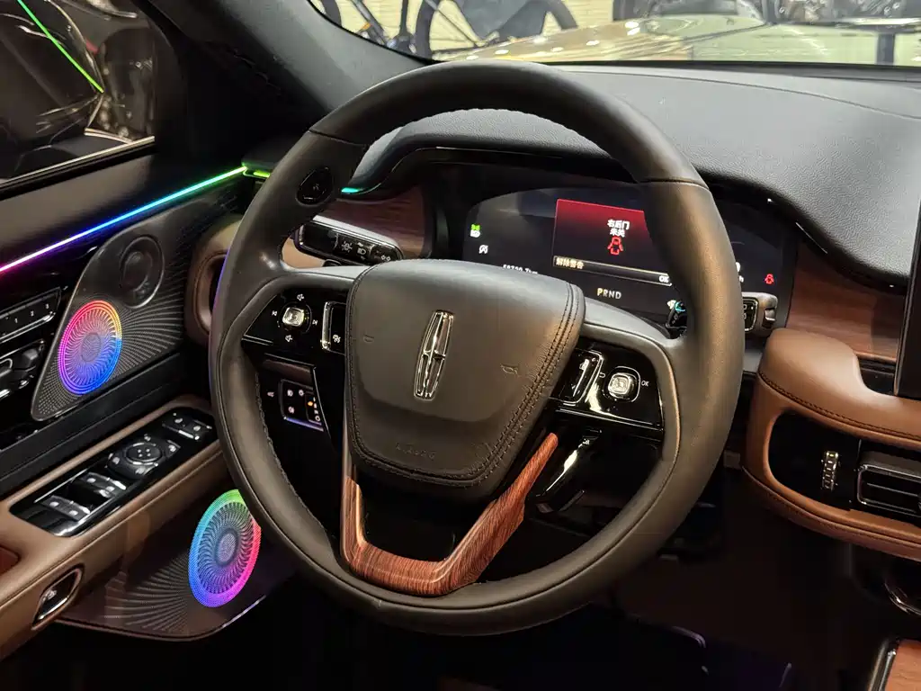 Lincoln Aviator 2022 3.0T V6
