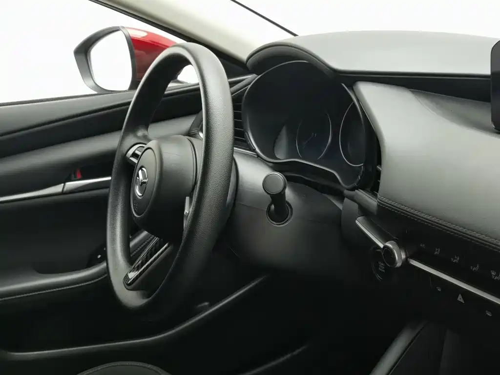 Mazda 3 Axela — миниатюра 22