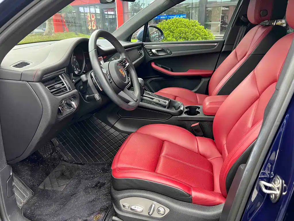 Porsche Macan — миниатюра 15