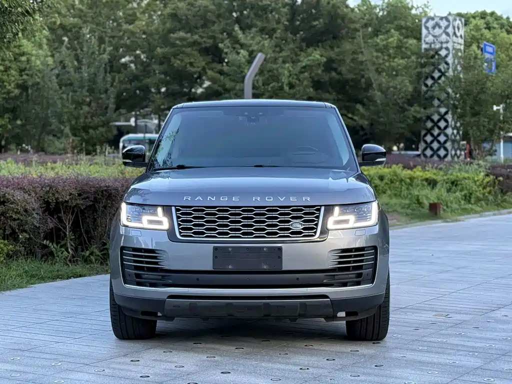 Land Rover Range Rover — миниатюра 2