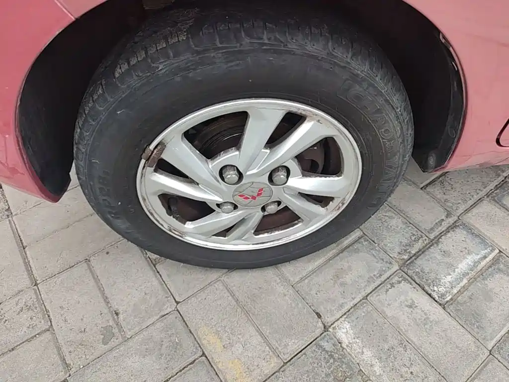 Wuling MINIEV — миниатюра 23