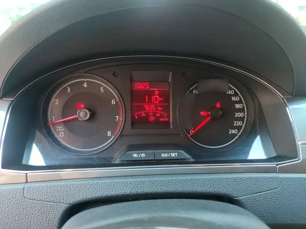 Volkswagen Santana — миниатюра 4
