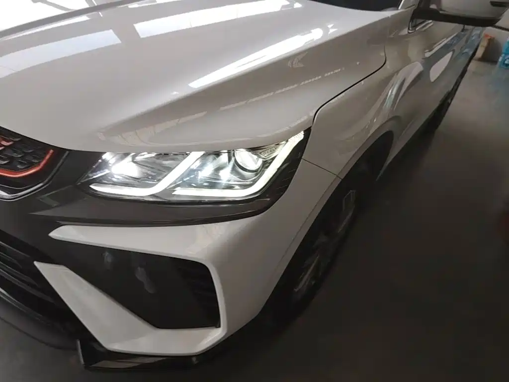 Geely Binyue — миниатюра 24