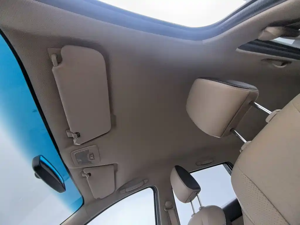 Baojun 310W — миниатюра 14
