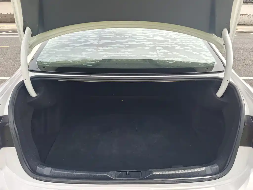 Volkswagen Lamando 2017 280TSI DSG Luxury