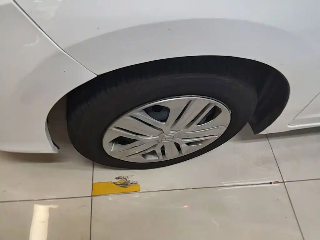 Honda Fit — миниатюра 23