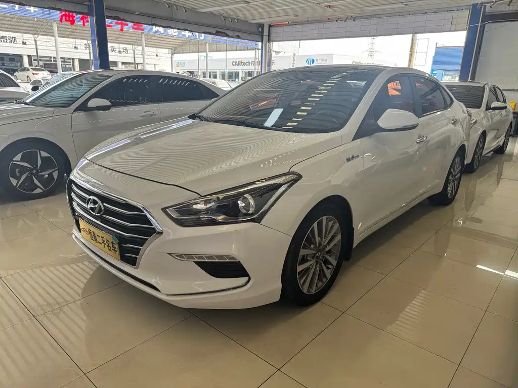 Hyundai Mistra — миниатюра 2