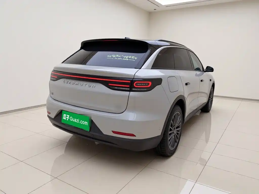 Leapmotor Leapmotor C11 — миниатюра 4