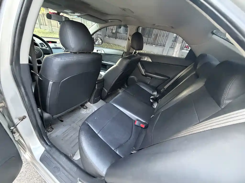 Kia Forte — миниатюра 7