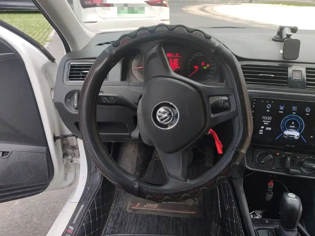 Volkswagen Santana — миниатюра 3