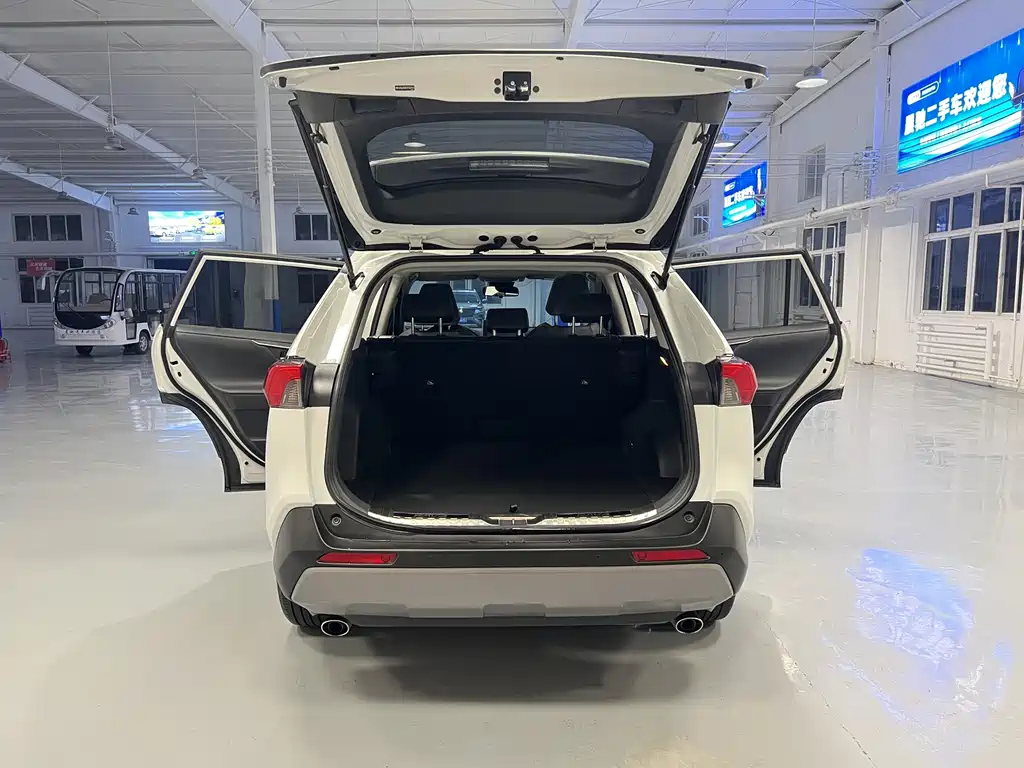 TOYOTA RAV4 RONGFANG