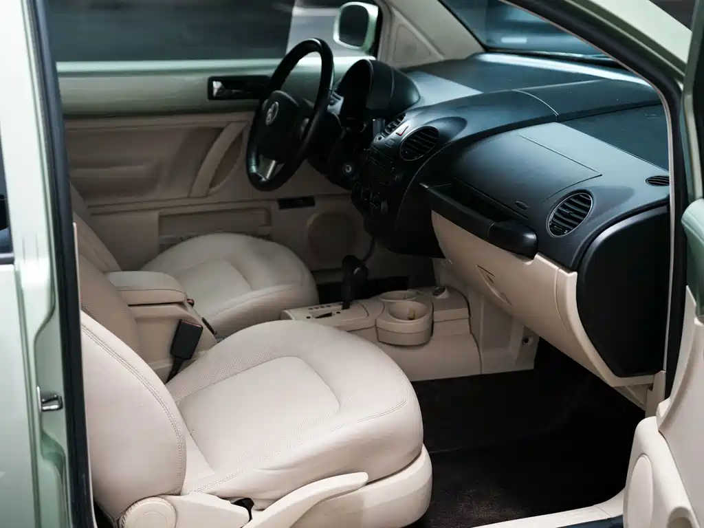 Volkswagen Beetle — миниатюра 7