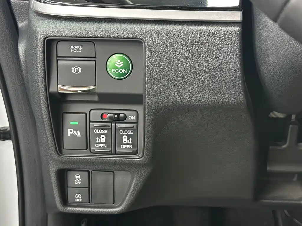 Honda Odyssey — миниатюра 12