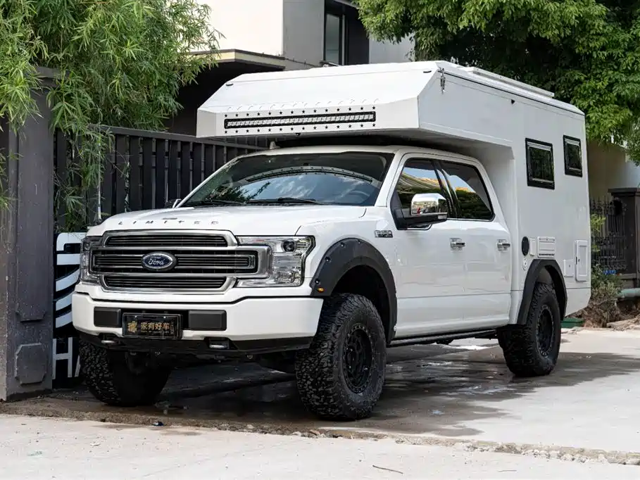 Ford F-150 Raptor 2021