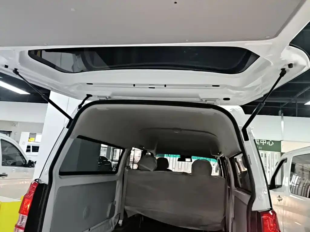 Jinbei Hiace X30L — миниатюра 19
