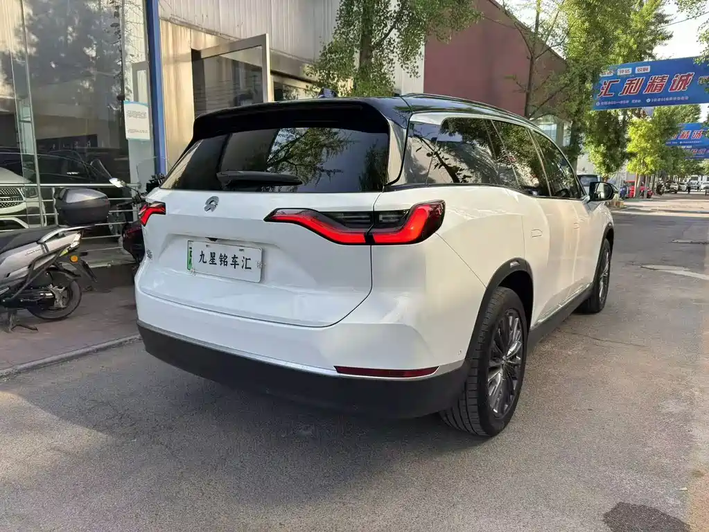 NIO ES8 — миниатюра 3
