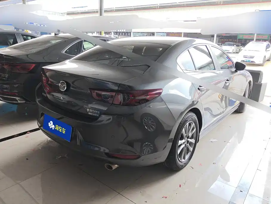 Mazda 3 Axela — миниатюра 3