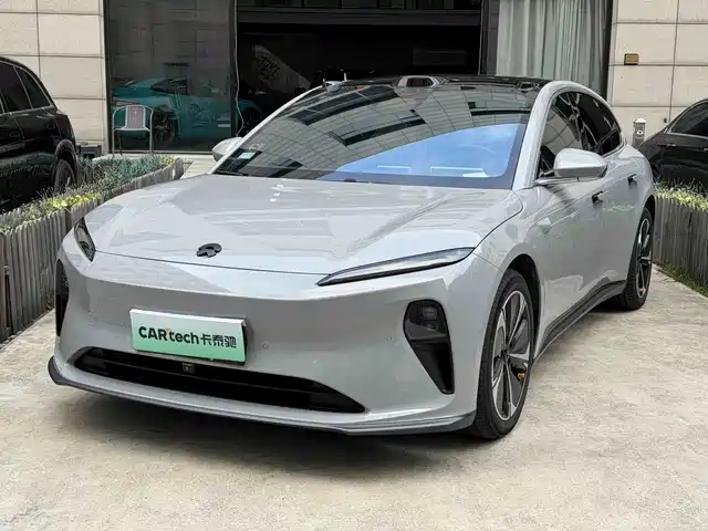 NIO ET5T