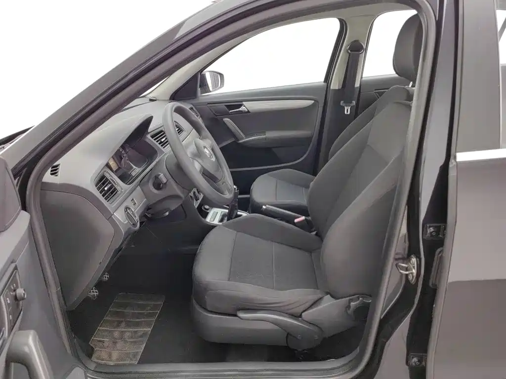 Volkswagen Lavida — миниатюра 10