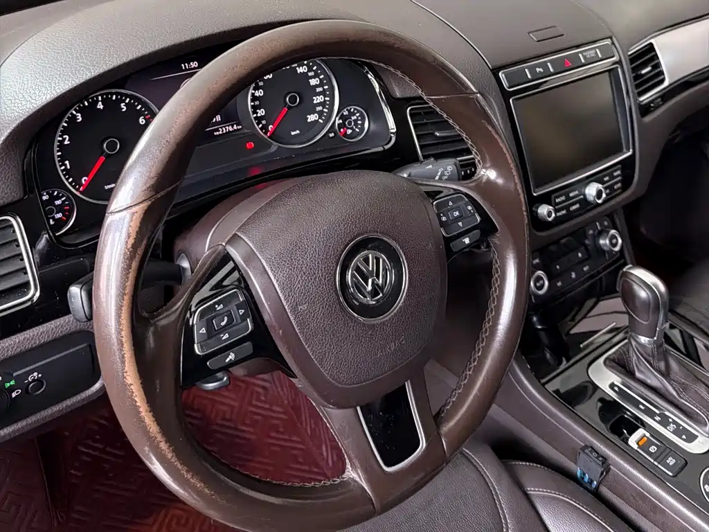 Volkswagen Touareg — миниатюра 13