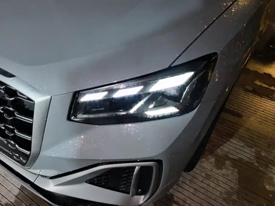 Audi Q2L — миниатюра 5