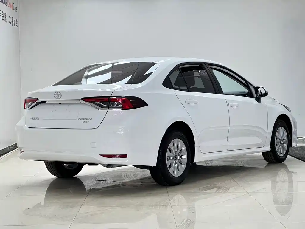 Toyota Corolla — миниатюра 4