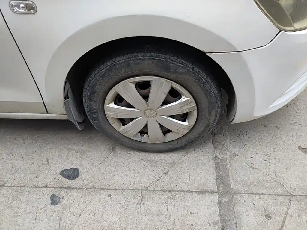 Volkswagen Jetta — миниатюра 12