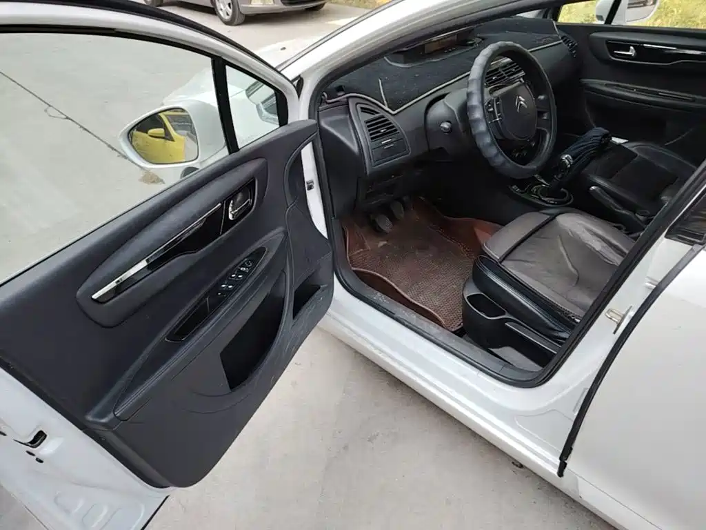 Citroen C-Quatre — миниатюра 16