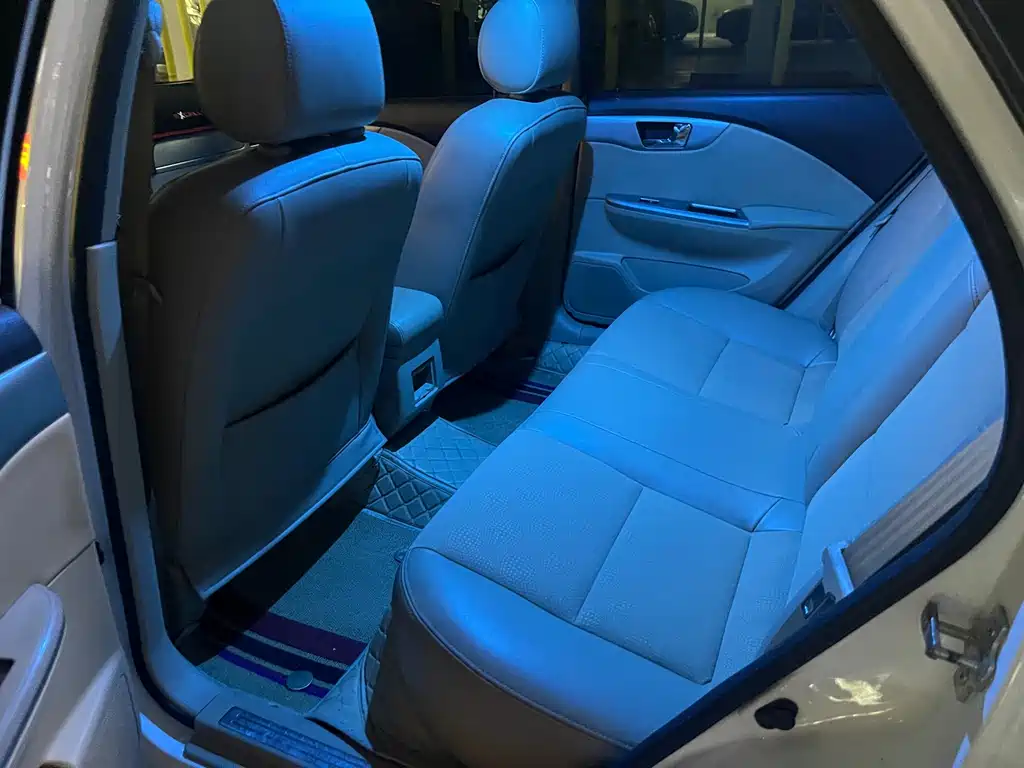 Buick Excelle — миниатюра 7