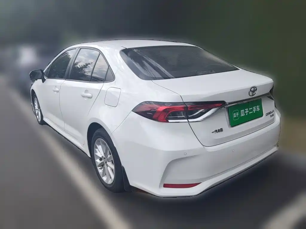 Toyota Corolla — миниатюра 5