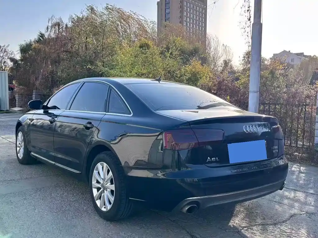 Audi A6L — миниатюра 4