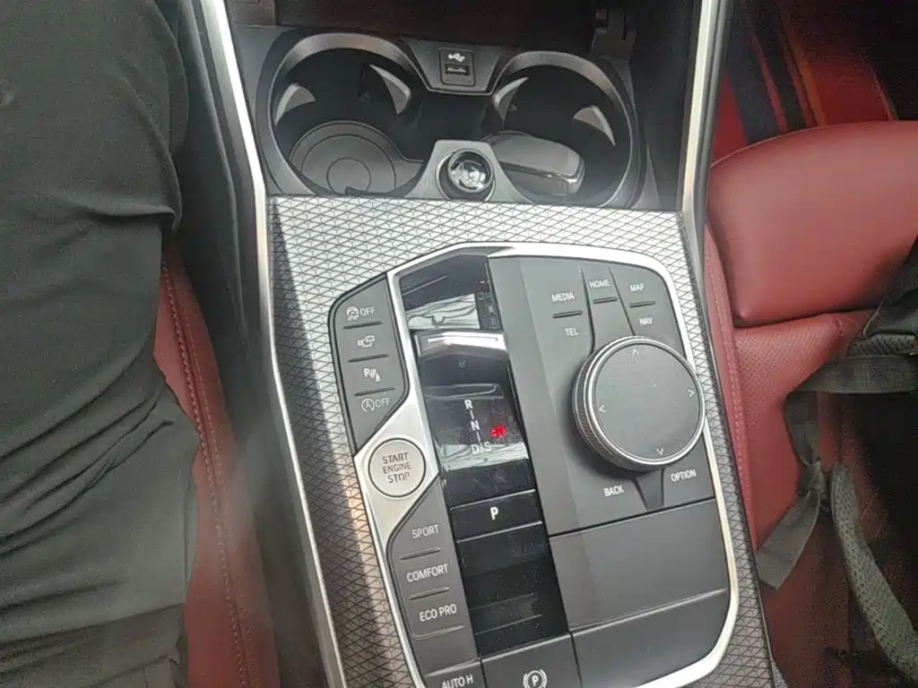 BMW 3 Series — миниатюра 10