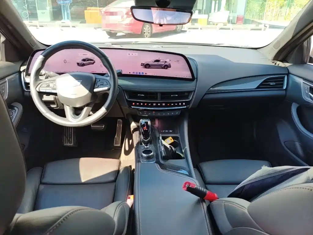 Cadillac CT5 — миниатюра 14