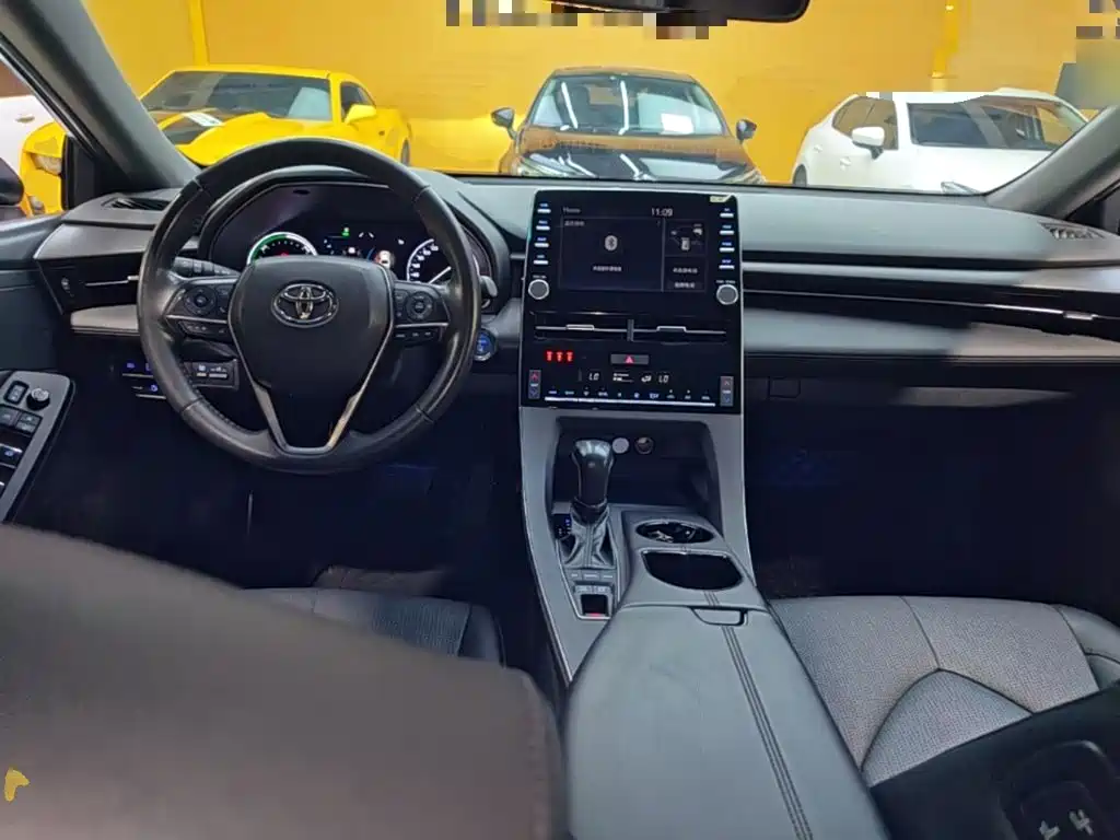 Toyota Avalon — миниатюра 10