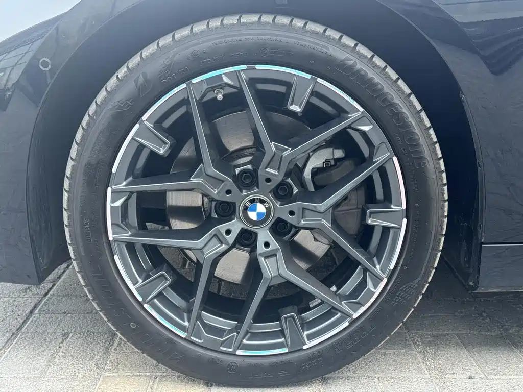 BMW 3 Series — миниатюра 12