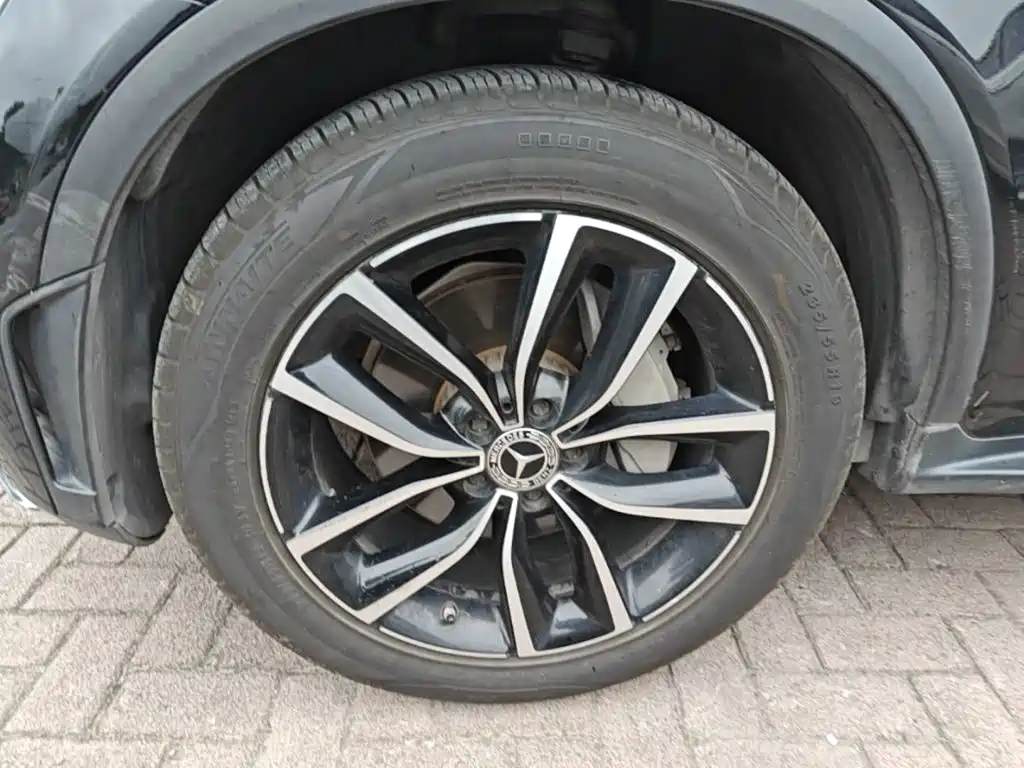 Mercedes-Benz GLC — миниатюра 23
