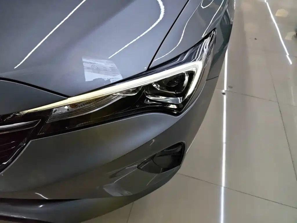 Buick Verano — миниатюра 24