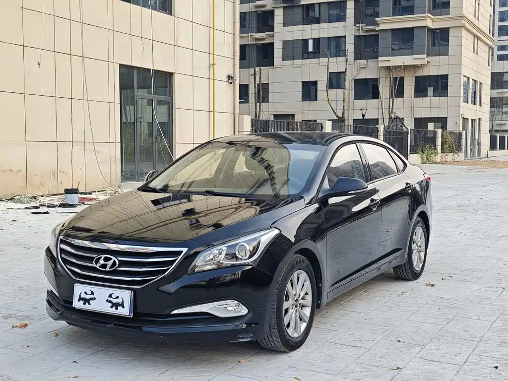Hyundai Mistra 2014