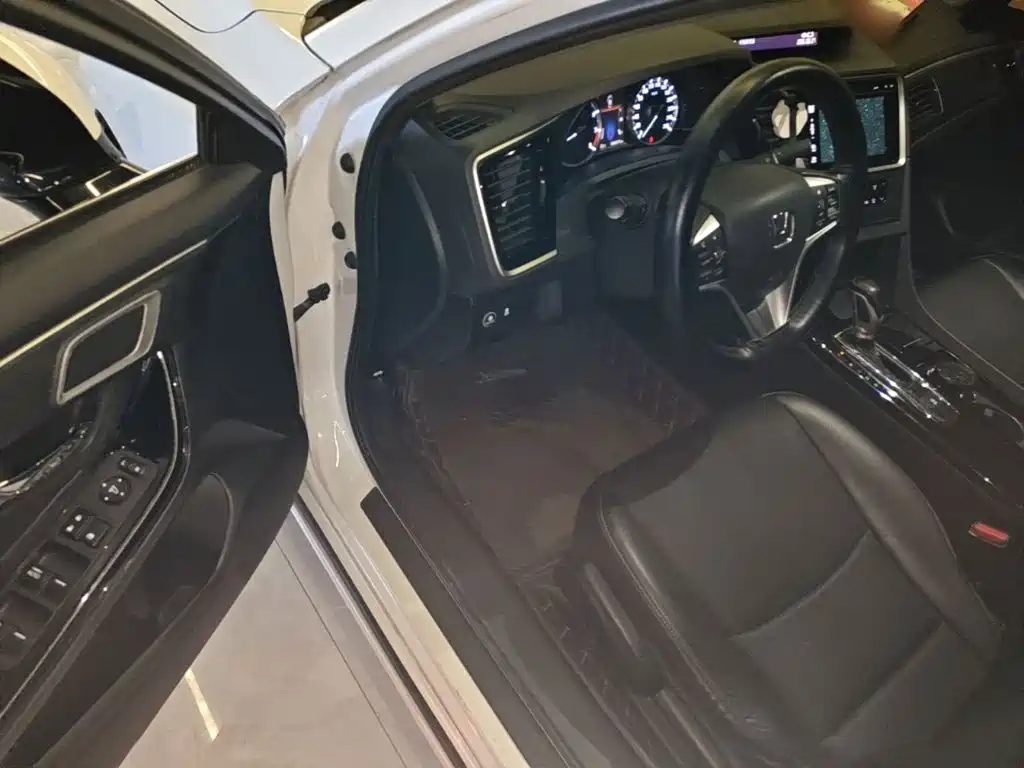 Honda Spirior — миниатюра 16