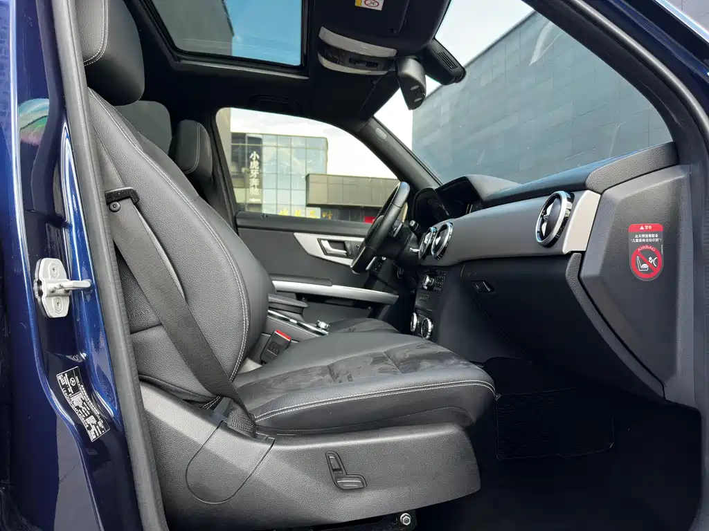 Mercedes-Benz GLK-Class — миниатюра 11