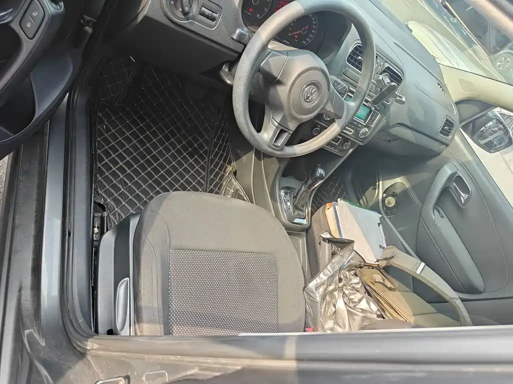 Volkswagen Polo — миниатюра 5
