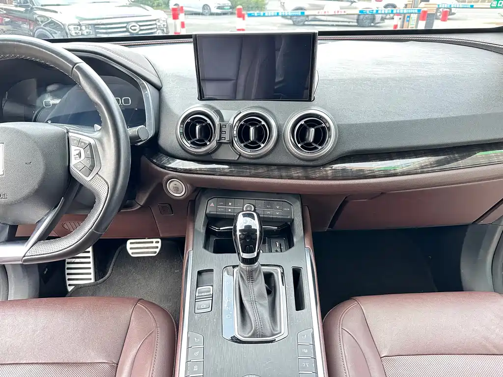 Wey Wey VV5 — миниатюра 14