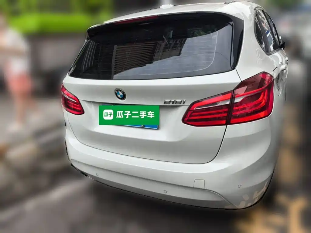 BMW 2 Series Active Tourer — миниатюра 3