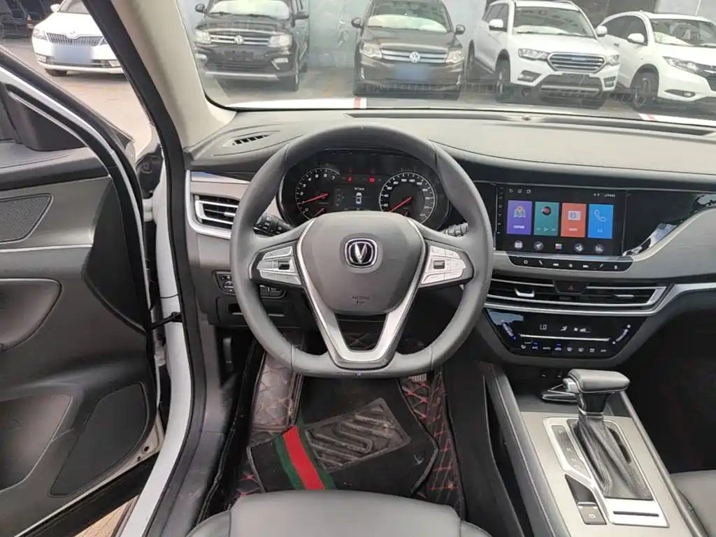 Changan CS35PLUS — миниатюра 11