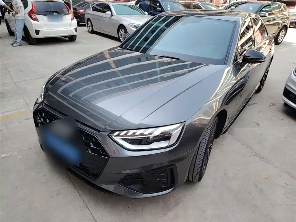 Audi A4L 2023