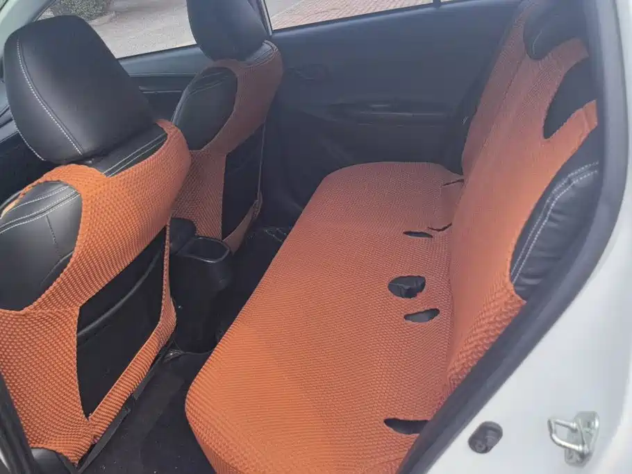Toyota Yaris L — миниатюра 11