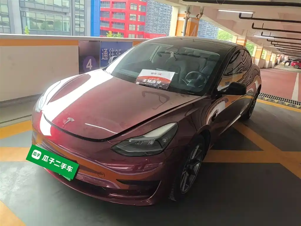 Tesla Model 3 2023