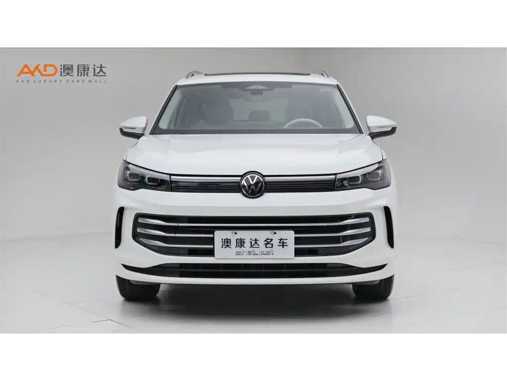 Volkswagen Tiguan L — миниатюра 2
